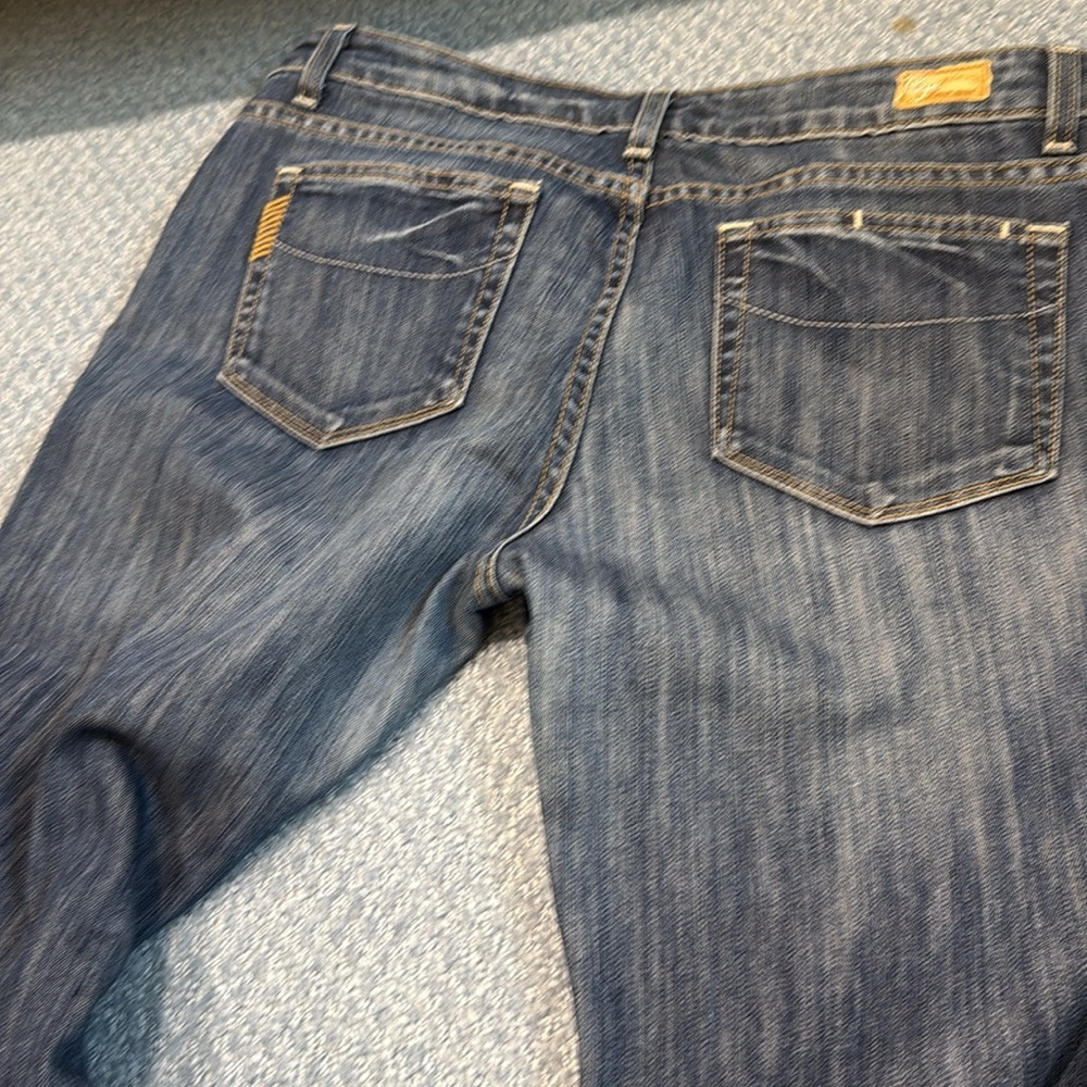 Paige Jeans NWOT Size 32 Long Jeans Laurel Canyon Low waist boot cut Host Pick - Picture 8 of 14
